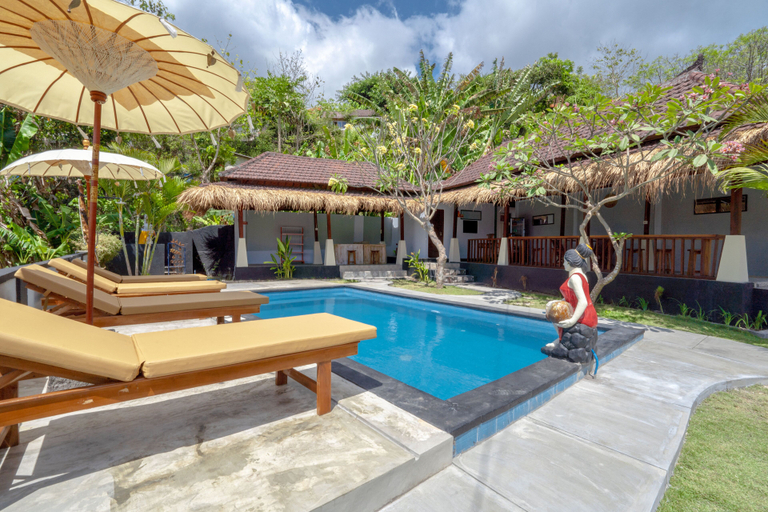 Front of property 2, Kalpataru Cottage, Klungkung