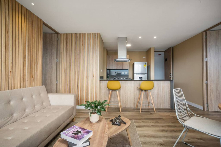 Room 5, Go Living Suites - 402, Medellín