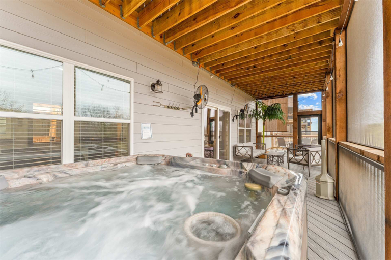 Outdoor spa tub 3, Kokomo Kove Hot Tub, Views, Taney