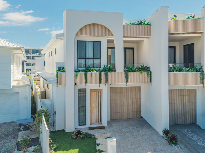 Exterior & Views 2, Black Wattle Beach House, Tweed Heads