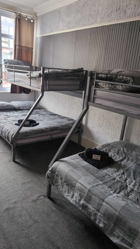 Bedroom 2, The Galloway Hotel, Blackpool