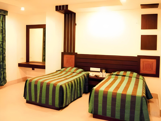 Bedroom 2, Royale Sarovar Portico Agra, Agra