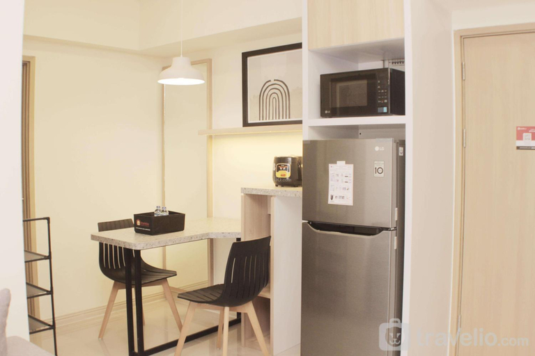 Others 3, Serene and Cozy 2BR at Meikarta Apartment By Travelio, Cikarang