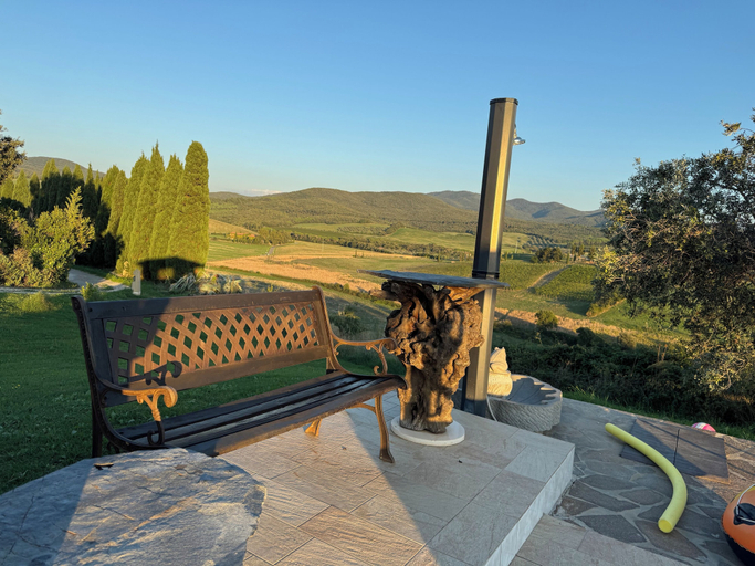 Property grounds 4, Podere Novo, Livorno