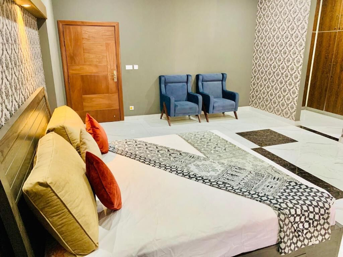 Others 4, New Airport Lodge, Islamabad