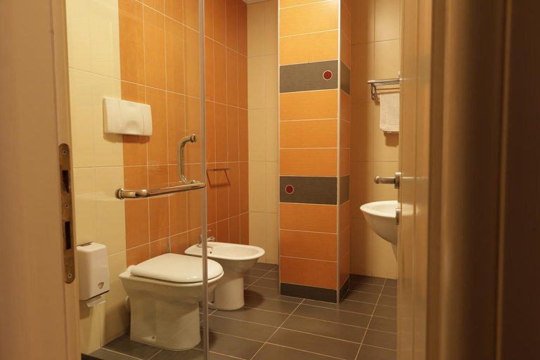 Bathroom, Monun Boutique Hotel, Tirana