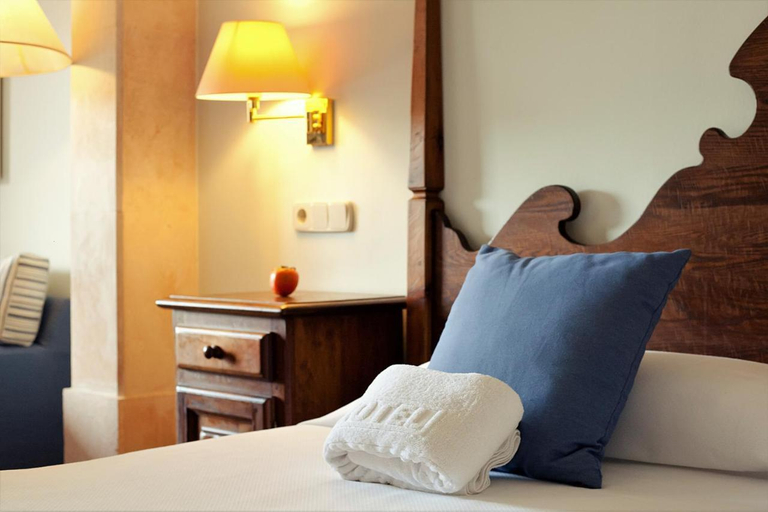 Bedroom 3, Cala Sant Vicenç - ADULTS ONLY, Baleares