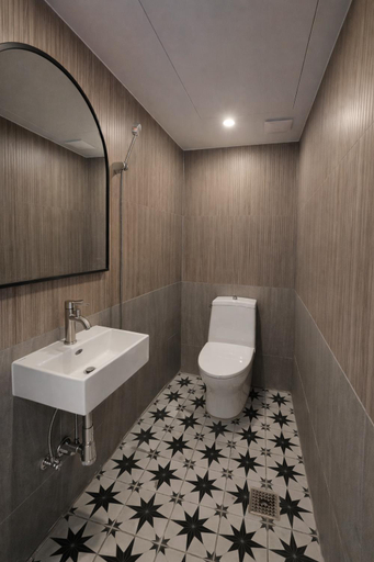 Bathroom 5, Gangneung Wheel Hotel, Gangneung