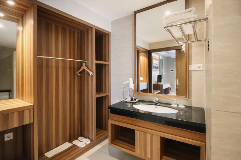 Queen of The South Resort - Bathroom
