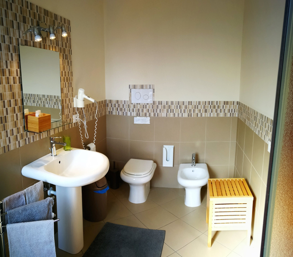 Bathroom 5, Casa come me, Palermo