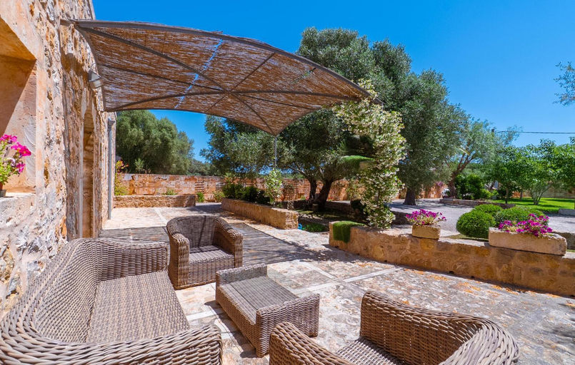 Food & Drinks, ES GASSONS, Baleares