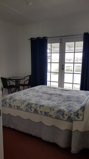 Bedroom 2, Redtail Cottages, Bridgetown-Greenbushes