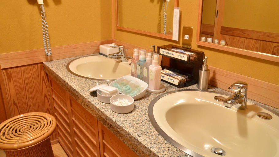 Bathroom 4, Ogiya, Takeo