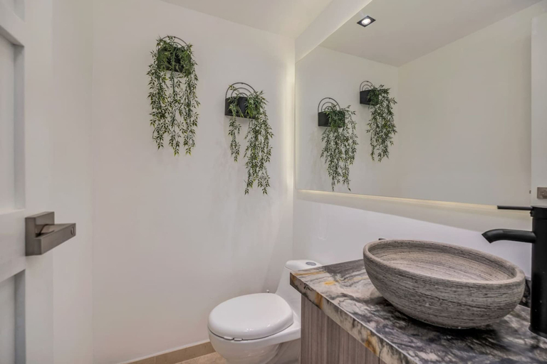 Room 4, 301 - Luxury 3BR Retreat Private Jacuzzi Nightclub AC, Medellín