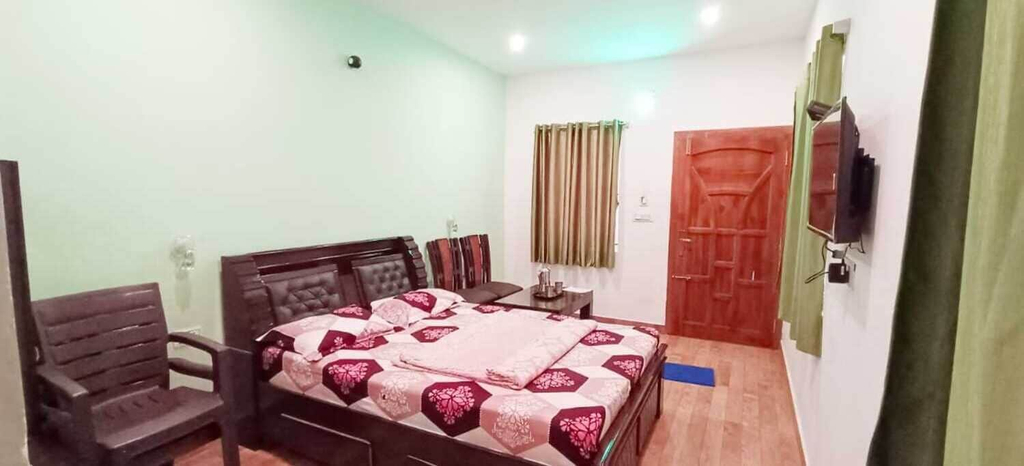 Bedroom 1, Cloudy Mist, Dindigul