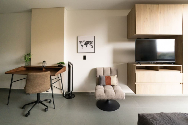 Room 4, Oslo 602 in Medell n, Medellín