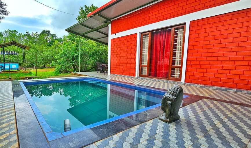 Sport & Beauty 2, Farmhouse with Pool - Kalavady Farmstay, Udupi