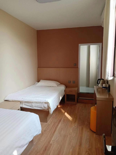 Bedroom 2, Jingtian Hotel, Beijing