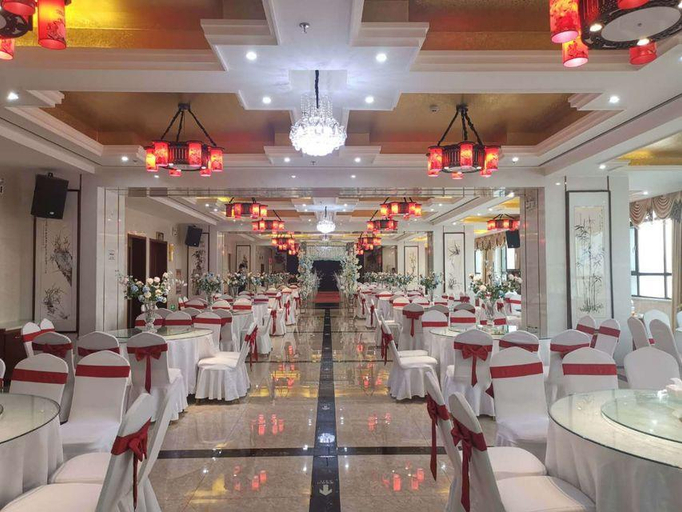 Food & Drinks, Hengrun International Hotel, Ili Kazakh