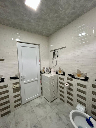 Bathroom 3, Guesthouse - Family Hotel, Bagdati
