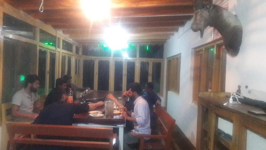 Food & Drinks 4, The Jade Palace, Hunza, Northern Areas