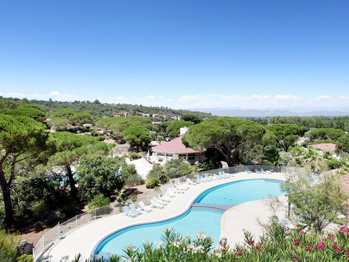 Pool, Coastal Stay for Groups, Var