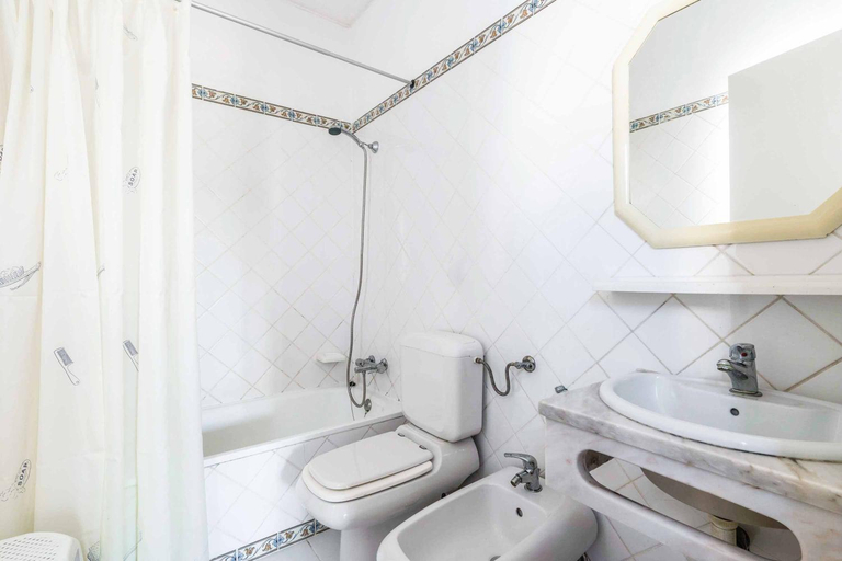 Bathroom 3, Villa Ninos, Albufeira