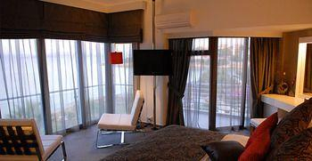 Others 5, Ladin Otel, Çeşme