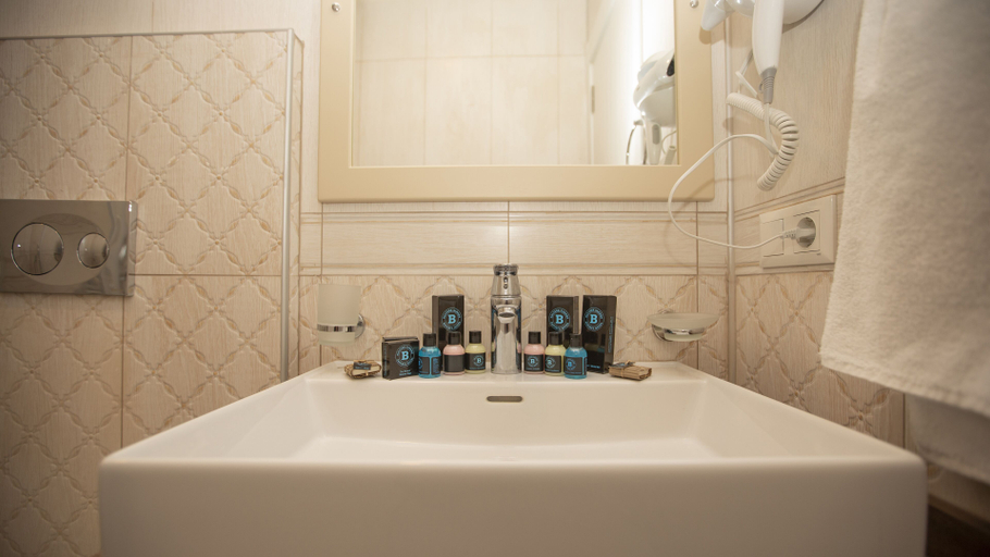 Bathroom 5, Balturk Garden Sapanca Hotel, Izmit