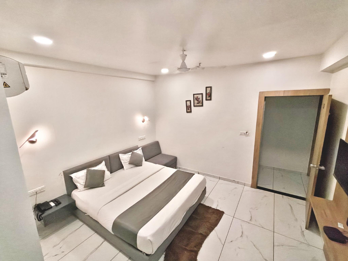Bedroom 5, HOTEL PARKLANDA, Ahmadabad