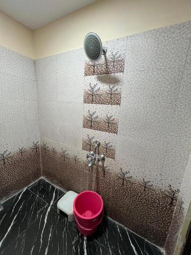 Bathroom 3, X Western Hills panchagani, Satara