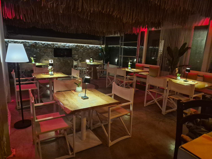 Food & Drinks 3, Koukounari Apartments, Attica