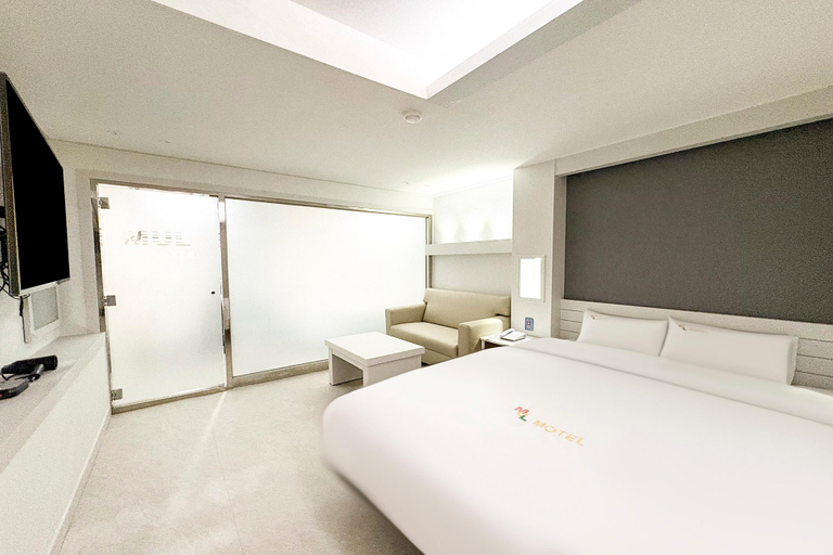 Bedroom 2, Sanbon MUL, Anyang
