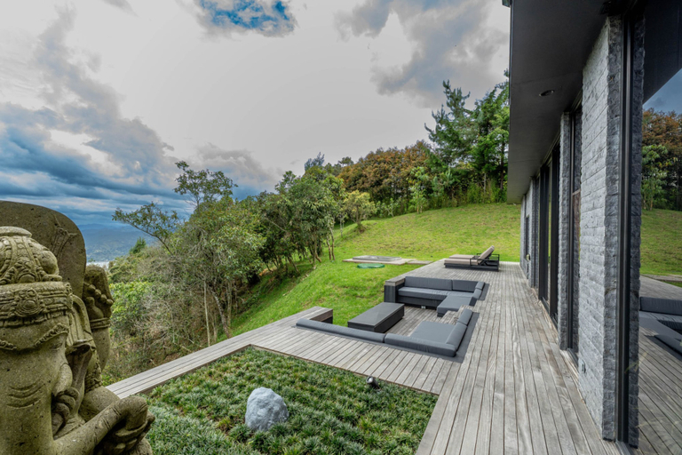 Room 5, Ultra Luxury Villa With Unique Lake View, Retiro