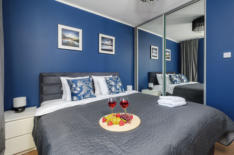 Room 4, Lumina Apart with parking in Warsaw, Warsaw