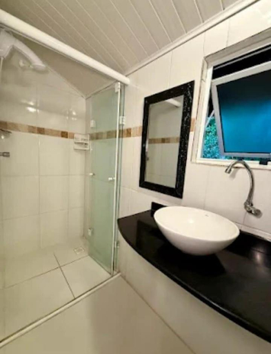 Bathroom 5, Pousadinha, Paranaguá