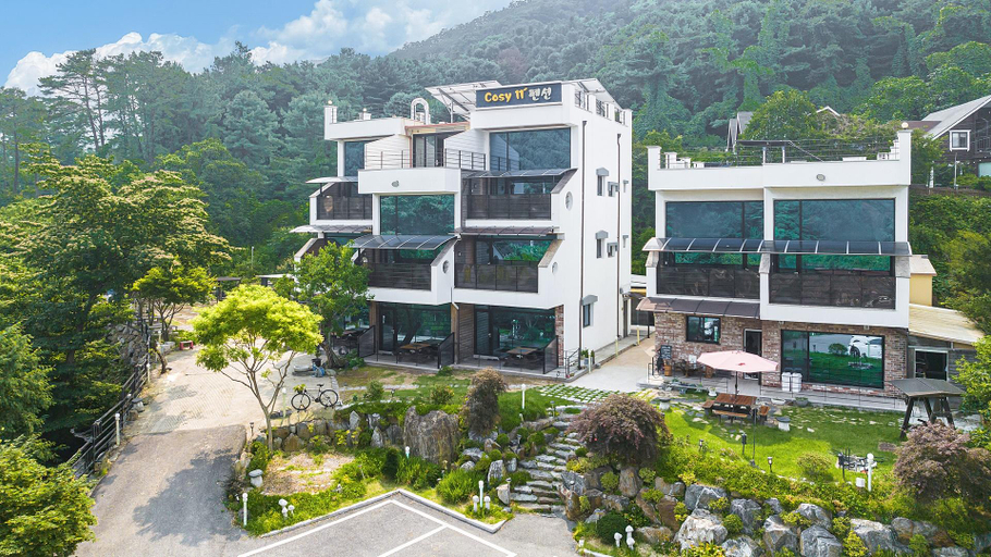 Exterior & Views 1, Pocheon Cozy 11 Pension, Pocheon