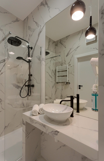 Bathroom 3, Vola Inn, Warsaw