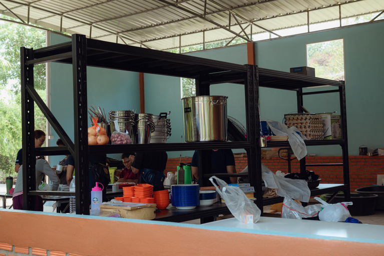 Shared kitchen 2, Le Ping Villas, Kao Lieo