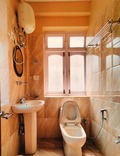 Bathroom 3, Grey Stone Hotel kalimpong, Darjiling