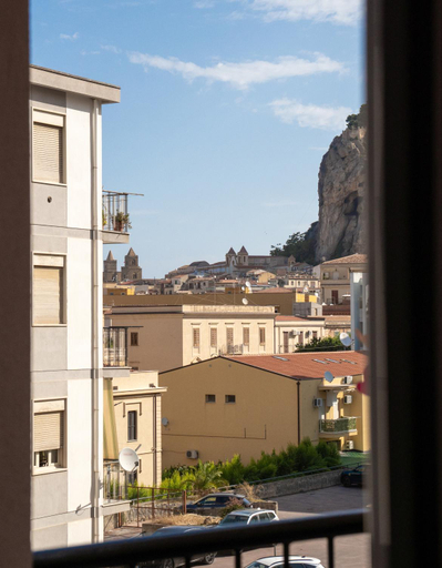 Others 3, Il Colibri, Palermo