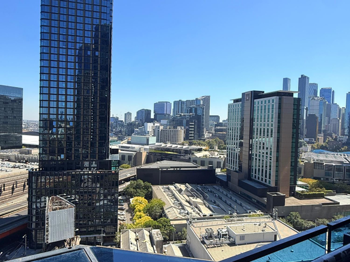 Others 5, Luxurious Queen Bed Suite with a Balcony, Melbourne