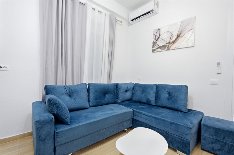 Living area 5, Enles Garden Beach Apartments, Kavajës