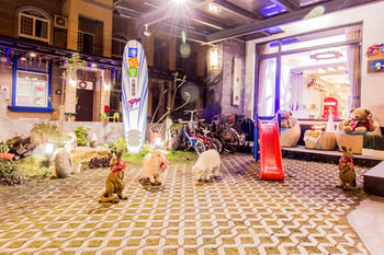 Others 2, AUS B&B, Yilan