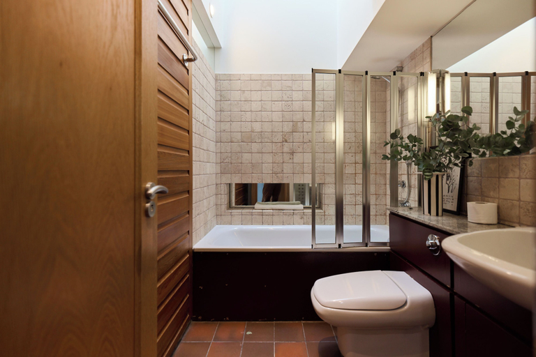 Bathroom 5, The Union Gallery Loft, London