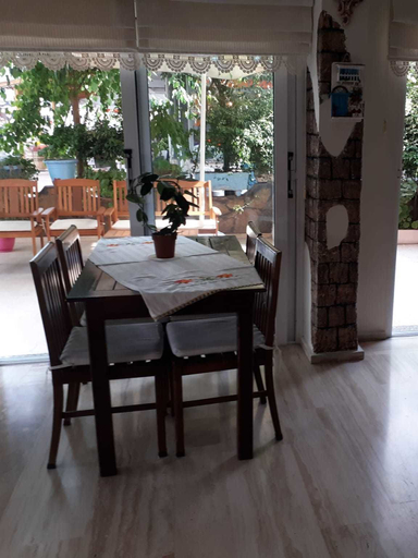 Others 4, Ayhan Otel, Çeşme