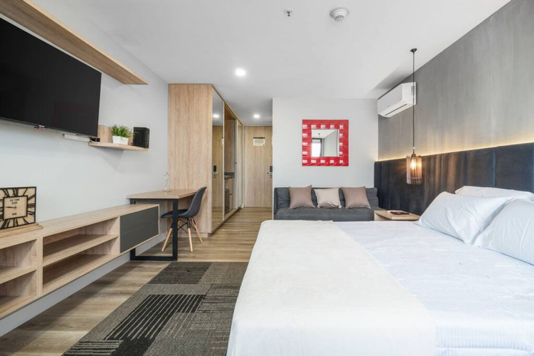 Room 4, Go Living Suites - 1417, Medellín