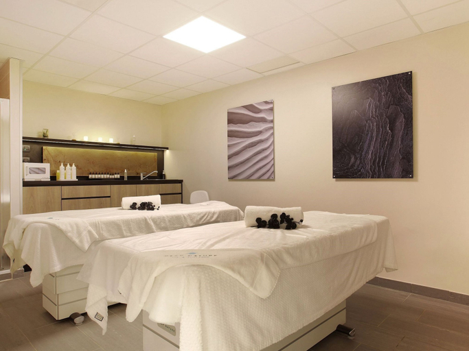 Others 5, Chic Chalet-Style Apartment, Haute-Savoie