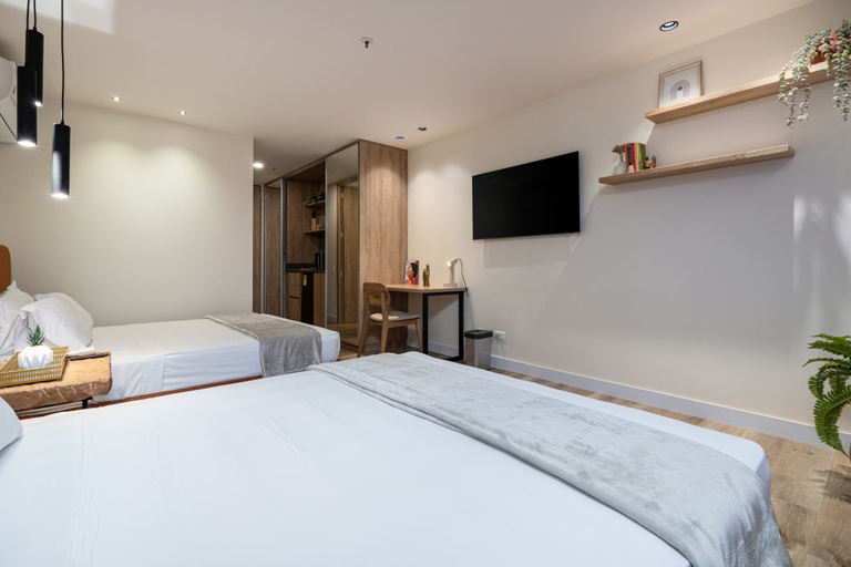 Room 4, Go Living Suites - 1310, Medellín