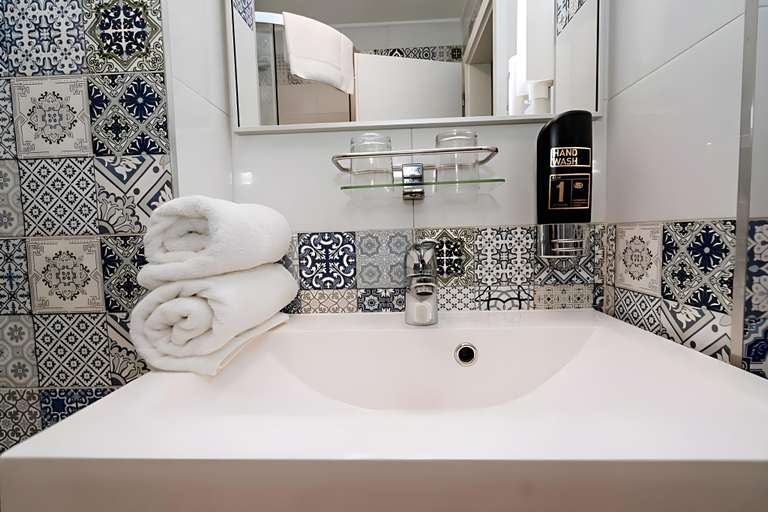 Bathroom 3, Union Hotel Prague, Praha 5